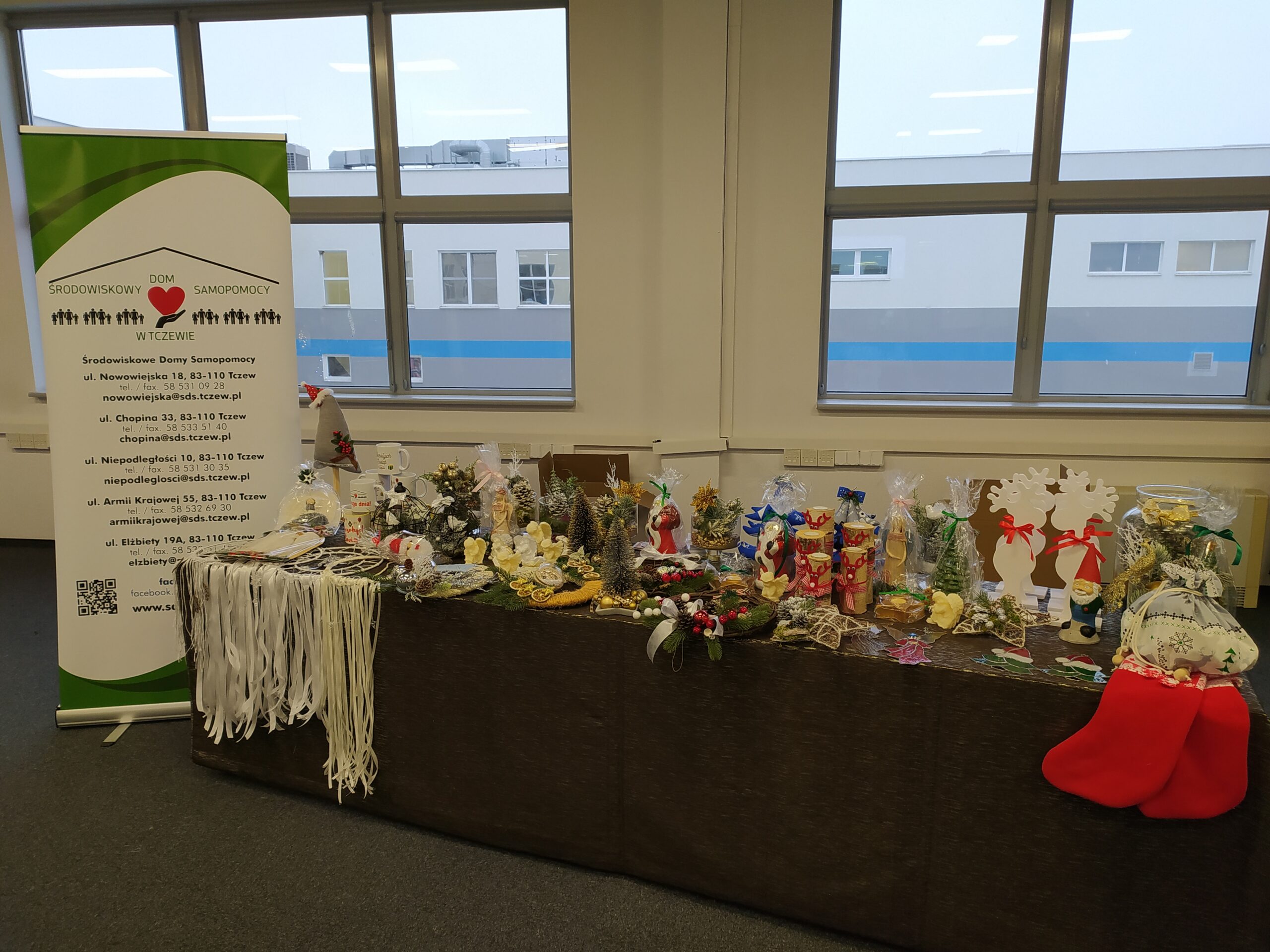 JARMARK BOŻONARODZENIOWY W FIRMIE FLEX